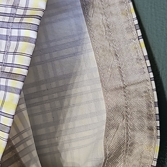 ANNIKA YELLOW AND GRAY PLAID BERMUDA SHORTS. SIZE 2. 3 POCKETS. GREAT - Picture 4 of 12